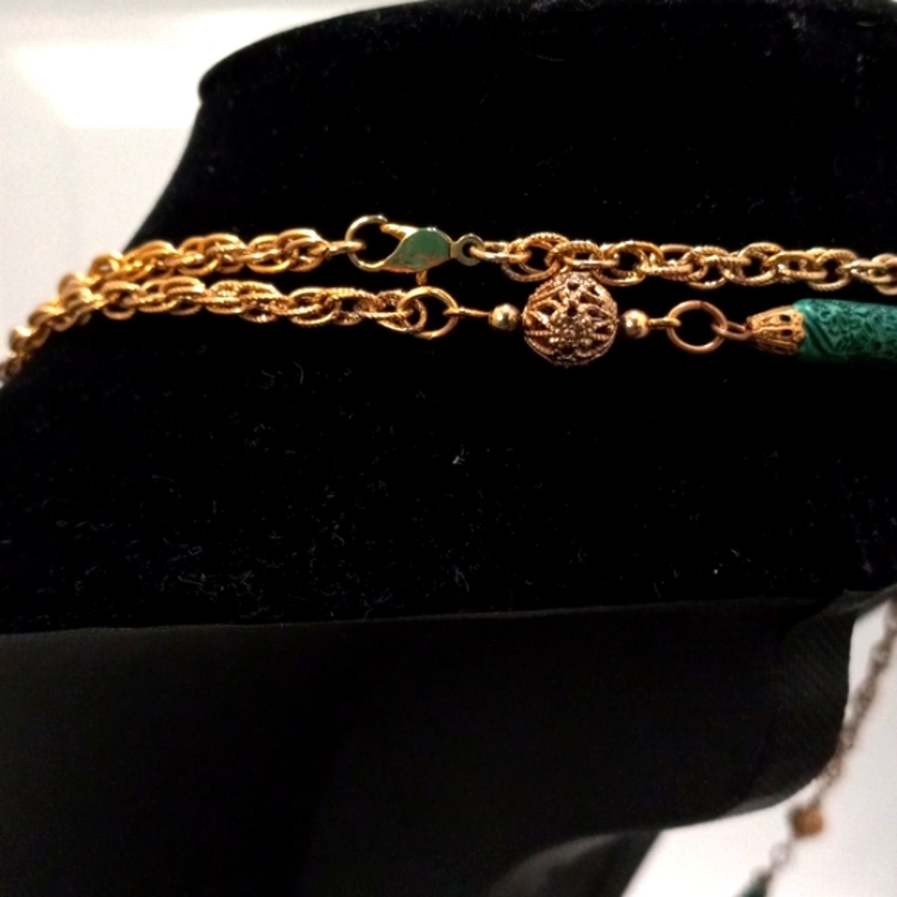 Gold Toned Long Neckless with Faux Jade - Picture 3 of 5